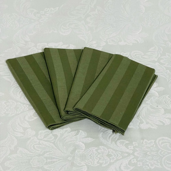 Sage green cloth napkins. Lot of 4. - Picture 1 of 2